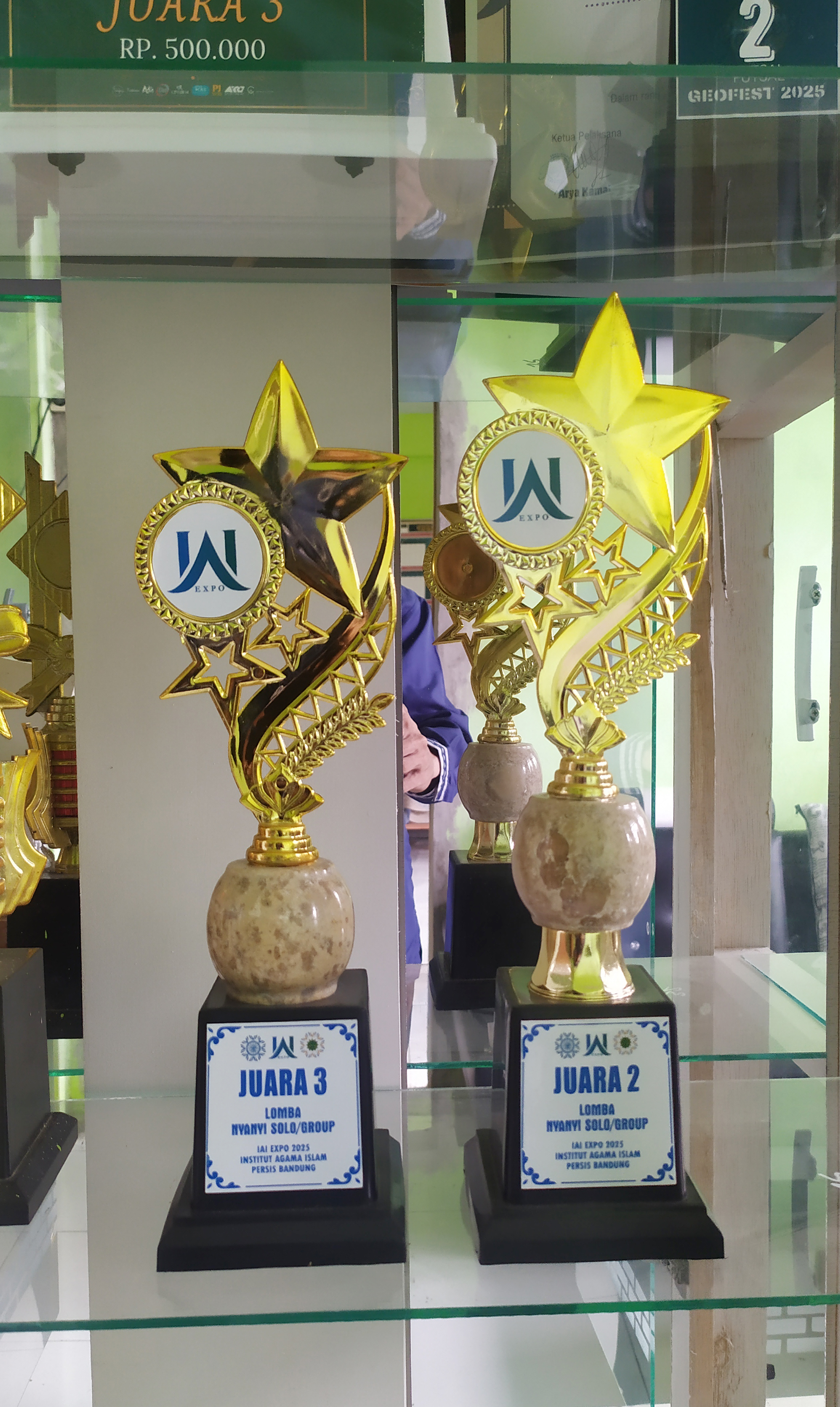 Juara 2 dan 3 Singing IAI EXPO